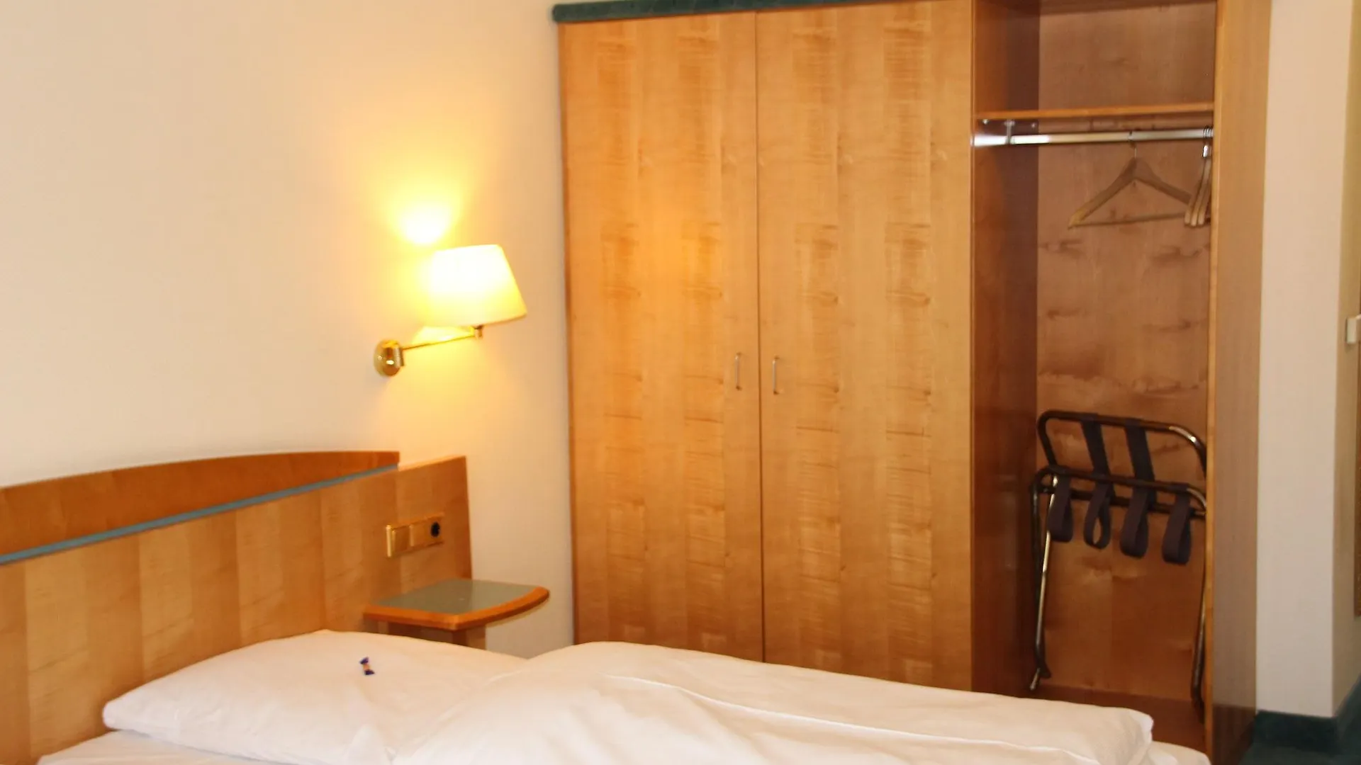 Hotel Daniel Munich 3*,